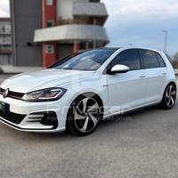 VOLKSWAGEN Golf GTI Performance 2.0 245 CV TSI DSG