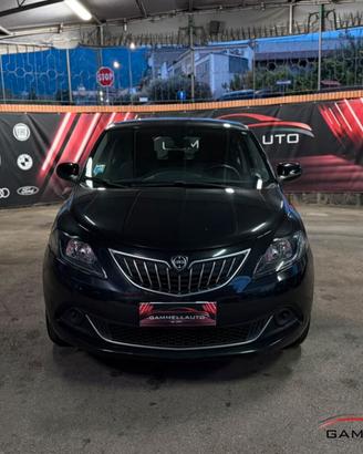 Lancia Ypsilon 1.0 S&S Hybrid Silver Plus 69cv