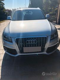Audi Q5 3.0 tdi s line