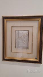 Quadretto In argento su tela e cornice in radica