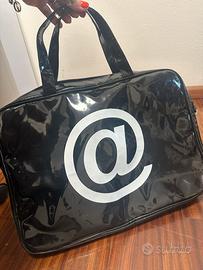 Borsa porta PC nera lucida con logo - buono stato