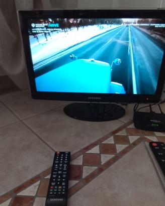 TV Samsung P2270HD