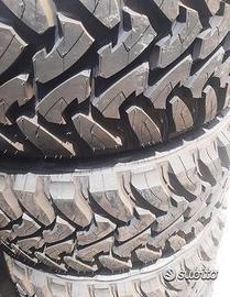 Coppia di pneumatici nuovi 33 12.50 18 toyo