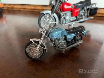 Moto GUZZI Carabinieri e v3 Special + Ducati