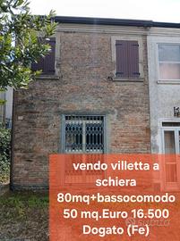 Villetta a schiera di testa da ristrutturare