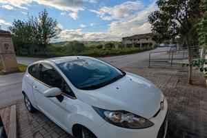 Ford Fiesta benzina/gpl