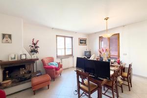 Appartamento con giardino, Pistrino, S/348