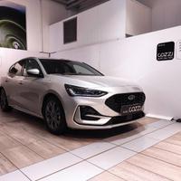 FORD Focus 4ª serie - Focus 1.0 EcoBoost Hybrid 15