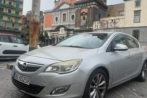 Opel Astra 2010