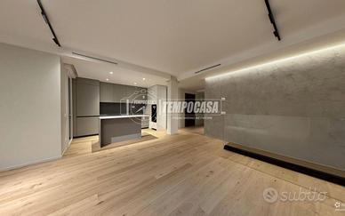 Appartamento completamente ristrutturato con finit