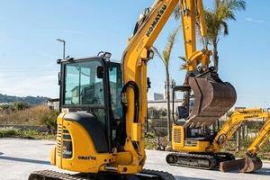 Mini escavatore KOMATSU PC35MR