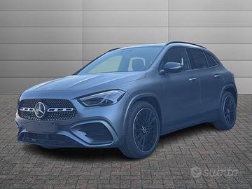 MERCEDES-BENZ GLA 200 d