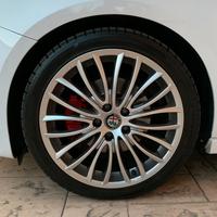 Cerchi Giulietta gommati 18