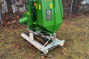 John Deere MCS580H pick-up raccoglitore erba