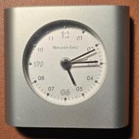 Orologio da tavolo con sveglia Mercedes-Benz.
