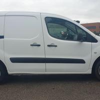 Peugeot Partner Furgone 3 Posti - EURO 6