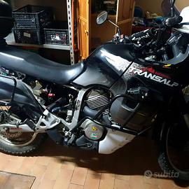 Honda Transalp 650 anno 2001