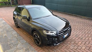 Audi Q5 45 TDI Quattro S-Line Plus TipTronic - TOP