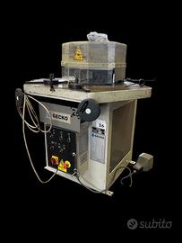 Scantonatrice per lamiera