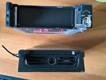 Rack case mobile con hard disk SATA Maxtor 80 GB