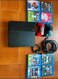 PlayStation 4 Ps4 Sony con giochi e 2 controller