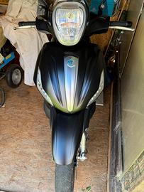 Piaggio Beverly 350