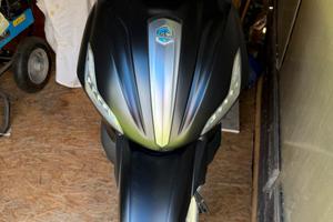 Piaggio Beverly 350