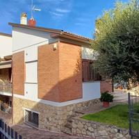 Villa bifamiliare Grosseto [Cod. rif 3203975VRG]