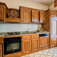 CUCINA ARTIGIANALE in LEGNO MASSELLO con Granito