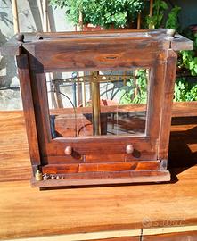 bilancia tencnica vintage con teca