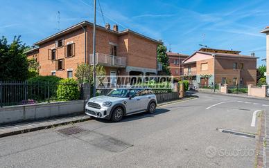 SASSUOLO - PONTENUOVO ALTA | VILLA INDIPENDENTE LI