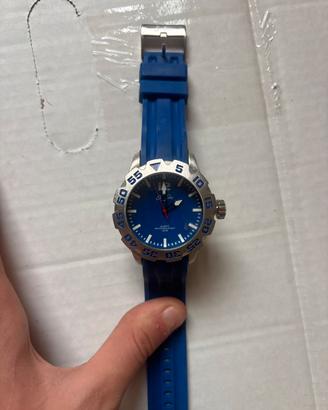 Orologio sir time  blu messo bene