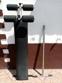 panca per addominali. 