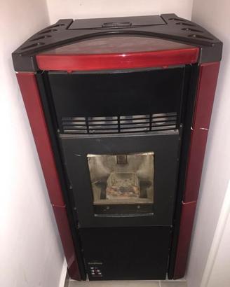 Stufa a pellet La nordica Extraflame Karolina
