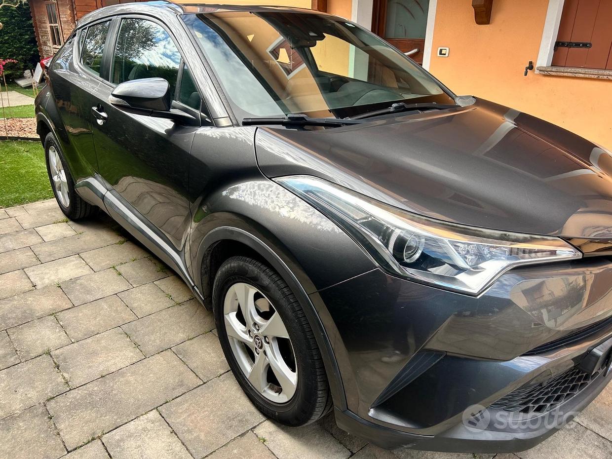 TOYOTA C-HR (2016-2023)