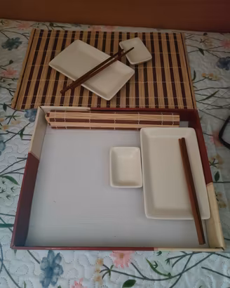 set piatti giapponese 