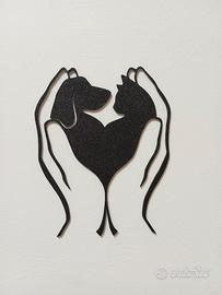 decorazione muro mani che abbracciano cane e 