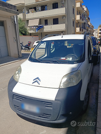 Autocarro furgone nemo