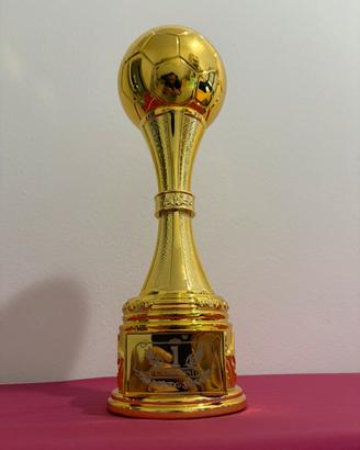 Coppa del Mondo calcio color oro 39cm