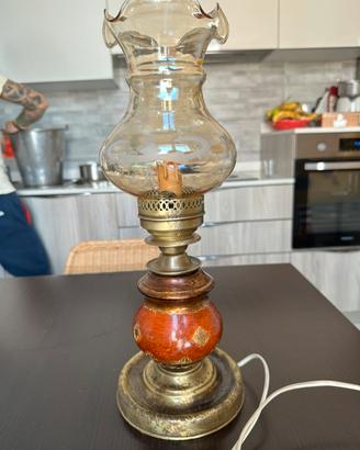 Elegante Lampada da Tavolo Vintage