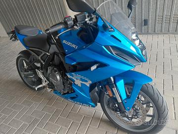 Suzuki GSX8R