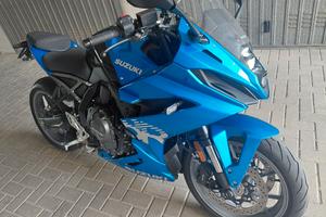 Suzuki GSX8R