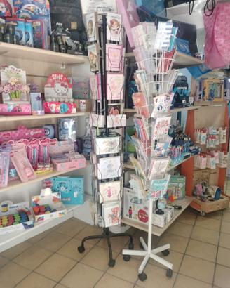 merce di cartoleria