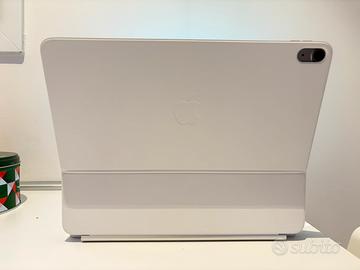 Apple magic keyboard iPad air 12.9 2025 tastiera