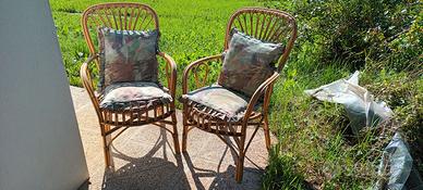 Poltrone in vimini + tavolino