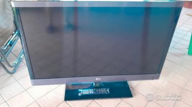 tv 42" LG 3D con 12 paia occhialini 3D