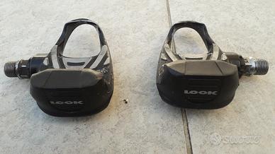 pedali look delta bici corsa 