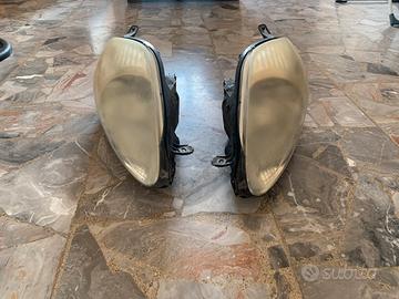 Fari anteriori fiat grande punto
