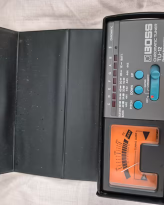 BOSS Chromatic Tuner