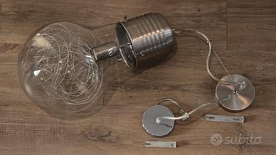 Lampadario a forma di Lampadina - vetro e acciaio